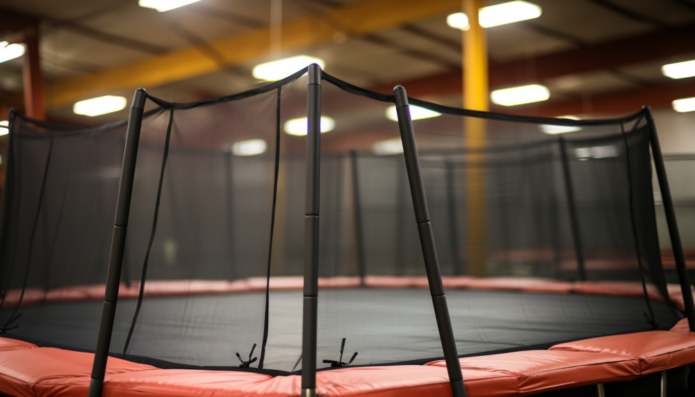 Comment la location de trampolines stimule l'économie locale